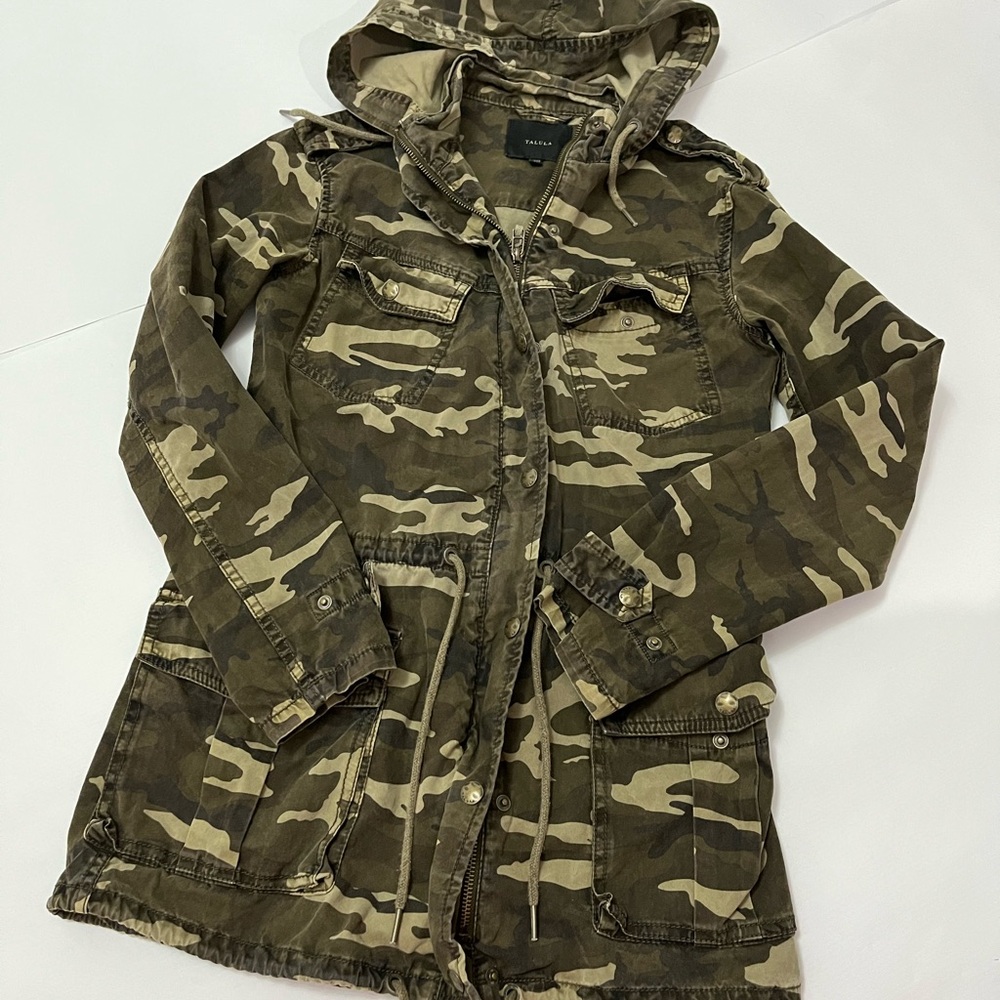 Talulula Aritzia Y2K 2000s Camo Jacket Size XXXS - Picture 2 of 13
